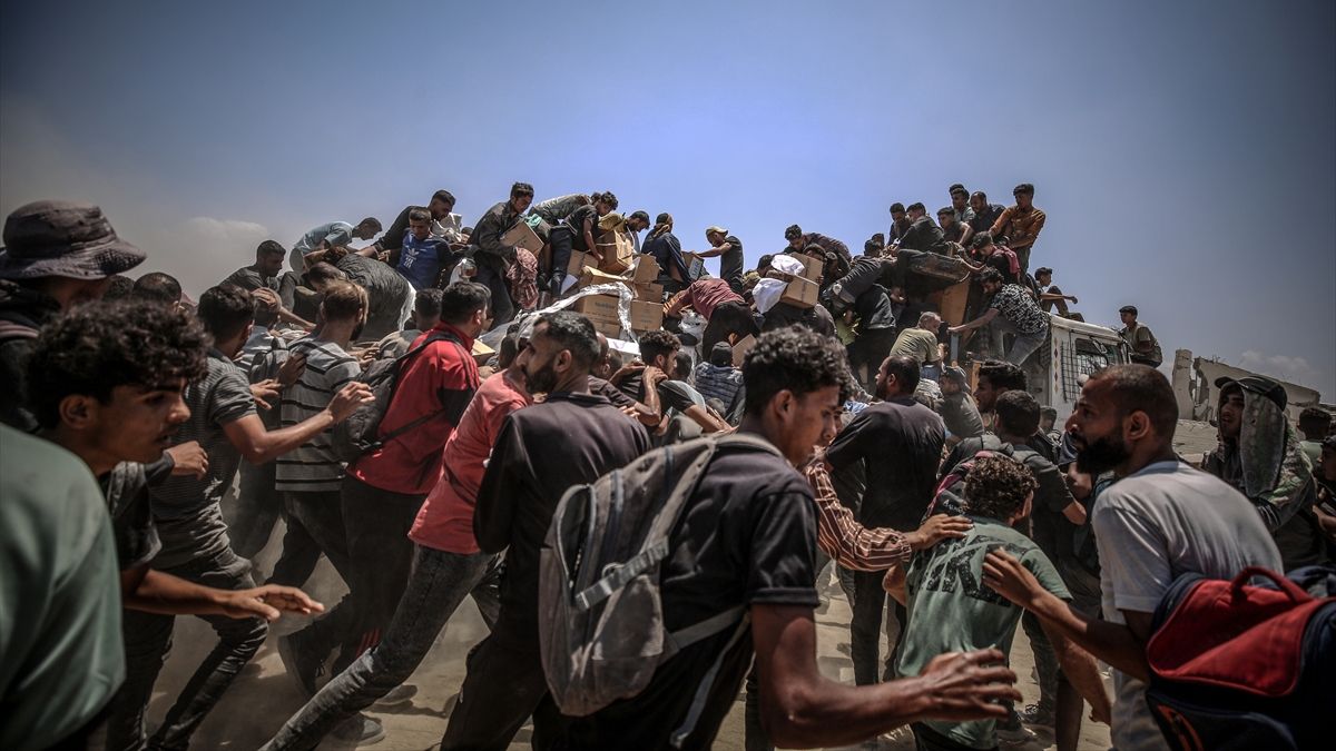 İsrail’in Gazze’ye saldırılarında 64 Filistinli hayatını kaybetti
